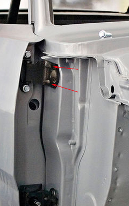 Attached picture Power Antenna Bracket Mounts Here.jpg